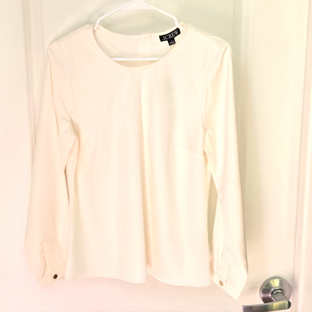 NWT J.Crew Ivory Long Sleeve Button-Back Top in Everyday Crepe - Picture 2 of 14